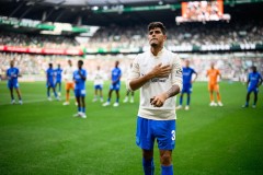 24岁华裔后卫身价涨至120万欧，表态愿被归化，前提是确保进国足